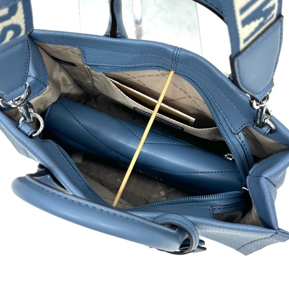 Michael Kors Mirella Small Crossbody Bag & Quilted Trifold Wallet Denim - Picture 9 of 12